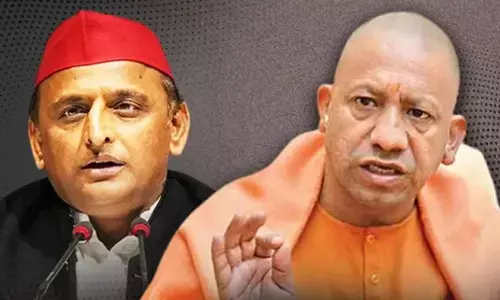 योगी आदित्यनाथ के बयान पर अखिलेश यादव का पलटवार, CM ममता बनर्जी को लेकर कही ये बड़ी बात योगी आदित्यनाथ के बयान पर अखिलेश यादव का पलटवार, CM ममता बनर्जी को लेकर कही ये बड़ी बात