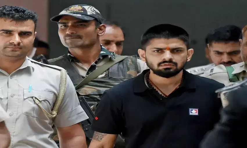 मुंबई और पुणे में जड़ जमाने की फिराक में बिश्नोई गैंग, भटके युवकों की कर रहा भर्ती