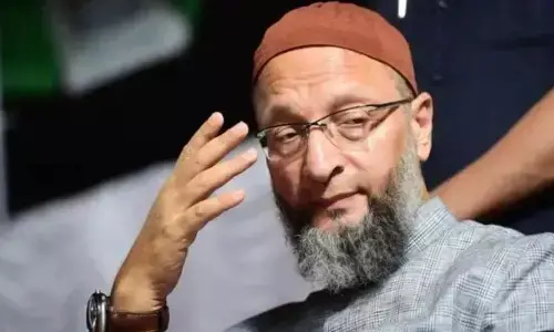 वक्फ कानून वक्फ बोर्ड को खत्म कर रहा..., ओवैसी ने फिर दी अपनी प्रतिक्रिया, 7 दिन में केंद्र सरकार को भी SC को देना है जवाब