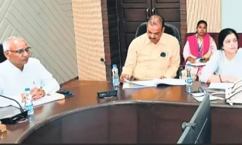 जिला स्वास्थ्य समिति की बैठक में राष्ट्रीय स्वास्थ्य कार्यक्रमों की समीक्षा