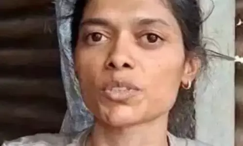 बीड में महिला वकील की बेहरमी से की पिटाई , सरपंच सहित 10 लोगों पर मामला दर्ज