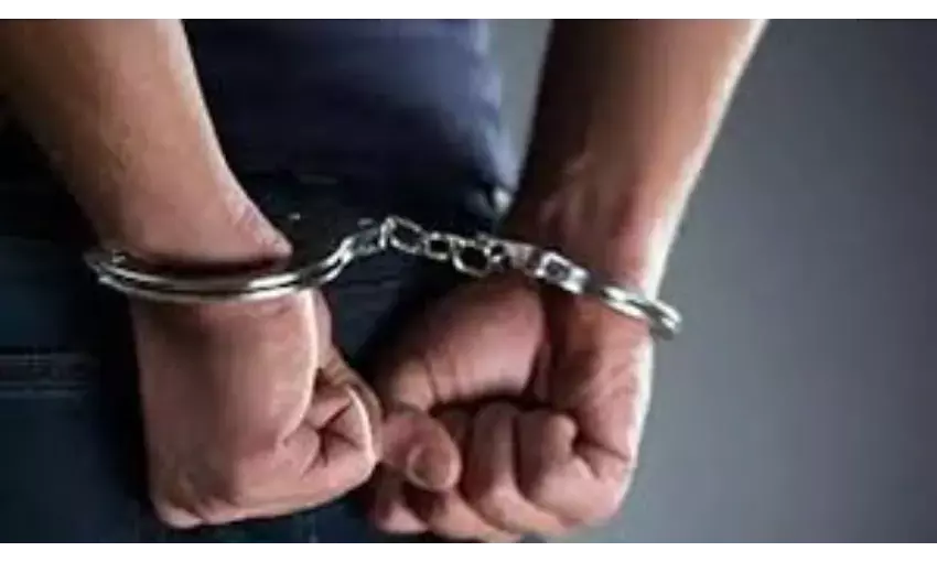 20 ग्राम ड्रग्स और पिस्तौल के साथ 3 आरोपी गिरफ्तार, धाराशिव जिले के हैं निवासी 20 ग्राम ड्रग्स और पिस्तौल के साथ 3 आरोपी गिरफ्तार, धाराशिव जिले के हैं निवासी