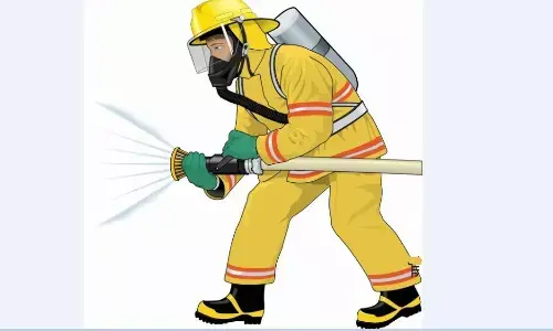 अब फायर एंट्री सूट पहनकर आग की लपटों से निपटेंगे फायर कर्मी