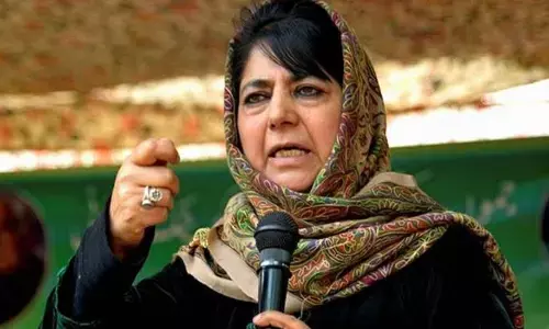 विरोध के बीच PDP चीफ महबूबा मुफ्ती की आई प्रतिक्रिया, कहा -  सुप्रीम कोर्ट को बड़ा दिल... विरोध के बीच PDP चीफ महबूबा मुफ्ती की आई प्रतिक्रिया, कहा -  सुप्रीम कोर्ट को बड़ा दिल...