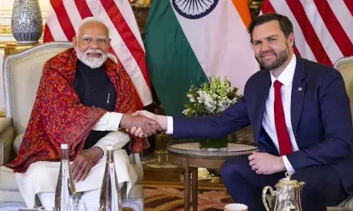 क्या डिपोर्टेशन और ट्रेड डील का मुद्दा उठाएंगे,  PM मोदी और जेडी वेंस की मुलाकात से पहले कांग्रेस का हमला