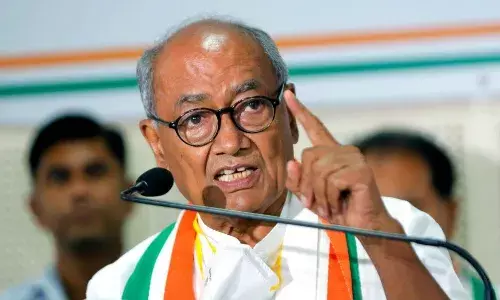 दिग्विजय सिंह ने निशिकांत दुबे के सुप्रीम कोर्ट वाले बयान पर दी प्रतिक्रिया, कहा- मंत्री बनने के लिए हिंदू-मुस्लिम करने की कोशिश कर रहे