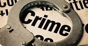 आईपीएल सट्टा में चांदी काट रहे बड़े बुकी, तबाह हो रहे कई परिवार आईपीएल सट्टा में चांदी काट रहे बड़े बुकी, तबाह हो रहे कई परिवार