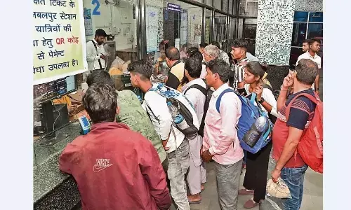 विंध्याचल ट्रेन का भरोसा टूटा, अप डाउनर्स को दे रही धोखा