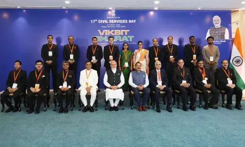 उत्कृष्टता पुरस्कार 2023 - प्रधानमंत्री ने नासिक के जिलाधिकारी जलज शर्मा को किया सम्मानित उत्कृष्टता पुरस्कार 2023 - प्रधानमंत्री ने नासिक के जिलाधिकारी जलज शर्मा को किया सम्मानित