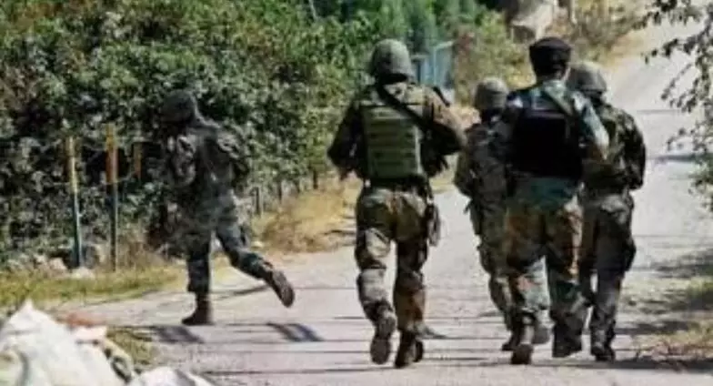 आतंकियों ने पर्यटक रिसॉर्ट को बनाया निशाना, गोलीबारी में 2 की मौत, इलाके में सर्च ऑपरेशन जारी आतंकियों ने पर्यटक रिसॉर्ट को बनाया निशाना, गोलीबारी में 2 की मौत, इलाके में सर्च ऑपरेशन जारी