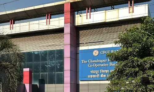 वेकोलि के प्रकल्प पीड़ितों के साथ विधायक ने किया रास्ता रोको आंदोलन