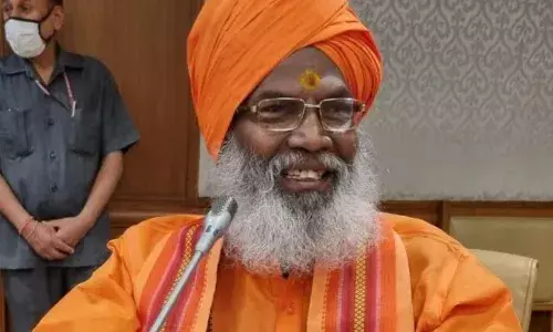 बीजेपी सांसद साक्षी महाराज ने फिर दिया विवादित बयान, हिंदुओं से की 4 बच्चे पैदा करने की अपील बीजेपी सांसद साक्षी महाराज ने फिर दिया विवादित बयान, हिंदुओं से की 4 बच्चे पैदा करने की अपील