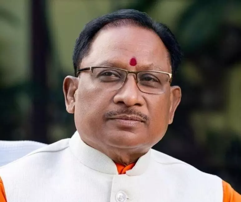 मुख्यमंत्री विष्णुदेव साय ने हार्टफुलनेस योगाश्रम में योगगुरु कमलेश पटेल से की भेंट: ‘मनोयोग’ कार्यक्रम में शामिल होकर नागरिकों के साथ किया मौन योग अभ्यास मुख्यमंत्री विष्णुदेव साय ने हार्टफुलनेस योगाश्रम में योगगुरु कमलेश पटेल से की भेंट: ‘मनोयोग’ कार्यक्रम में शामिल होकर नागरिकों के साथ किया मौन योग अभ्यास