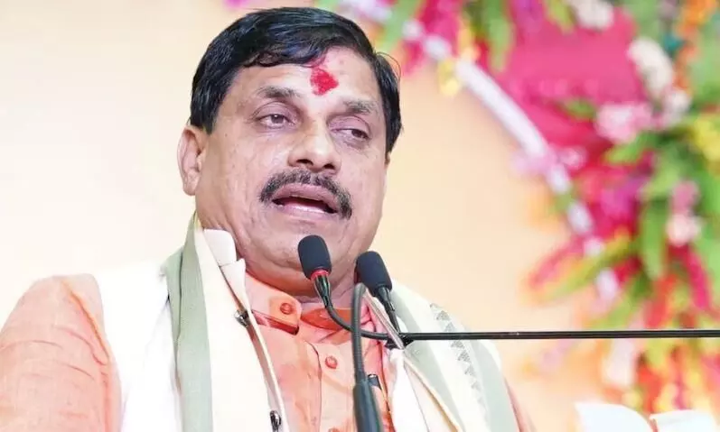 साइबर तहसील के लिए राष्ट्रीय स्तर पर पुरस्कार मिलना गर्व का विषय- मुख्यमंत्री डॉ. मोहन यादव, CM से PM उत्कृष्टता पुरस्कार प्राप्त टीम ने की भेंट साइबर तहसील के लिए राष्ट्रीय स्तर पर पुरस्कार मिलना गर्व का विषय- मुख्यमंत्री डॉ. मोहन यादव, CM से PM उत्कृष्टता पुरस्कार प्राप्त टीम ने की भेंट