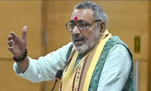 पाकिस्तान की गीदड़ भभकी से भारत डरने वाला नहीं, घटना की जांच की मांग करने पर विपक्ष को आड़े हाथों लिया