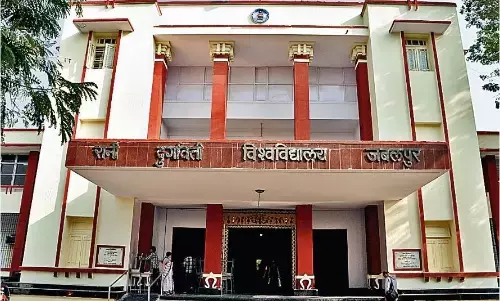 पीएचडी एंट्रेंस एग्जाम के लिए जमा कराए आवेदन न सीटों की जानकारी और न परीक्षा तिथि का पता पीएचडी एंट्रेंस एग्जाम के लिए जमा कराए आवेदन न सीटों की जानकारी और न परीक्षा तिथि का पता