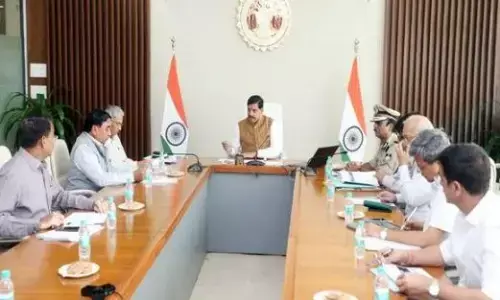 आपातकालीन चिकित्सा उपलब्ध कराने में प्रभावी पीएमश्री एयर एम्बुलेंस सेवा- मुख्यमंत्री डॉ. मोहन यादव, जिलों में बेहतर विभागीय समन्वय सुनिचित किया जाए