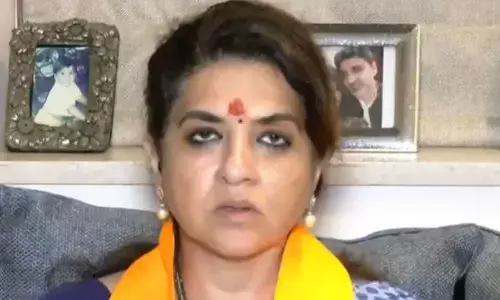 भारत कोई कमजोर देश नहीं...दहशतगर्दों को मिलेगी सख्त से सख्त सजा, पहलगाम हमले पर बोलीं शिवसेना साइना एनसी भारत कोई कमजोर देश नहीं...दहशतगर्दों को मिलेगी सख्त से सख्त सजा, पहलगाम हमले पर बोलीं शिवसेना साइना एनसी