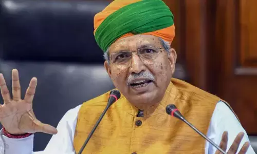 आकाओं को मिलेगी कड़ी सजा, पाकिस्तान की गीदड़भभकियों के बीच केंद्रीय कानून मंत्री अर्जुन राम मेघवाल का बड़ा बयान आकाओं को मिलेगी कड़ी सजा, पाकिस्तान की गीदड़भभकियों के बीच केंद्रीय कानून मंत्री अर्जुन राम मेघवाल का बड़ा बयान