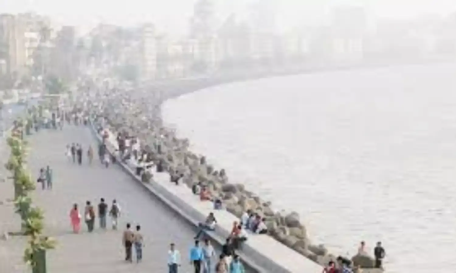 राज्य में पर्यटकों को सुरक्षा देने के लिए बनेगा महाराष्ट्र पर्यटन सुरक्षा दल