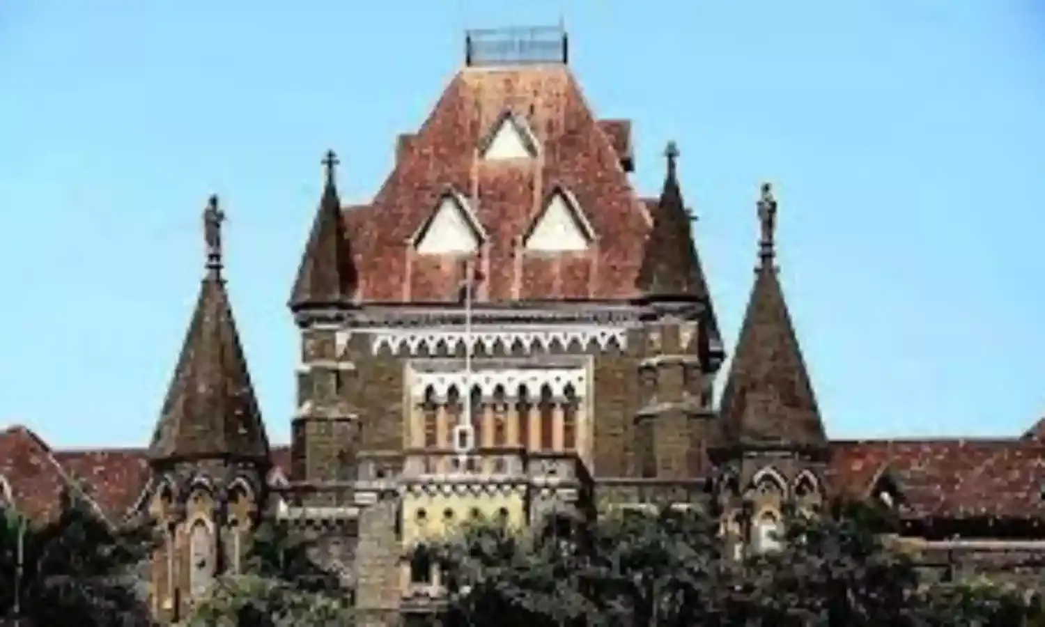 राज्य के सभी राजमार्गों पर शौचालयों के लिए दायर जनहित याचिका पर राज्य सरकार से मांगा जवाब