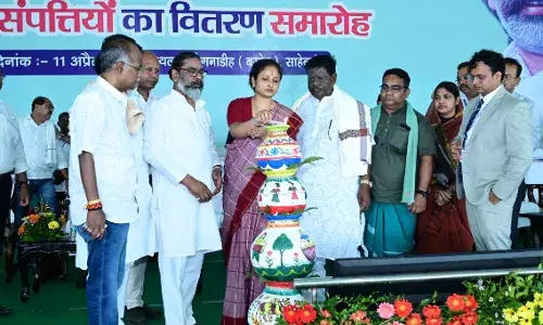 CM हेमंत सोरेन अमर वीर शहीद सिदो-कान्हू मुर्मू जयंती के अवसर पर आयोजित कार्यक्रम में हुए शामिल, वीर शहीदों को किया नमन