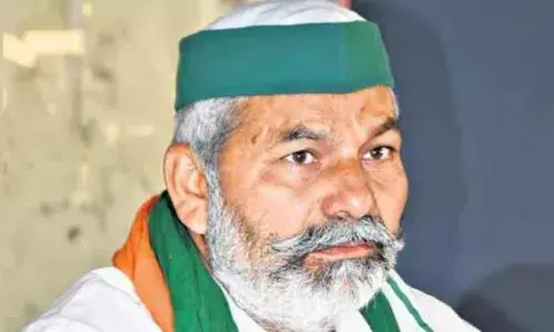 किसान नेता नरेश टिकैत के बचाव में उतरे राकेश टिकैत, खुद भी दे डाला विवादित बयान,  कहा- चोर आपके बीच में है, पाकिस्तान में नहीं