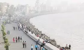 राज्य में पर्यटकों को सुरक्षा देने के लिए बनेगा महाराष्ट्र पर्यटन सुरक्षा दल