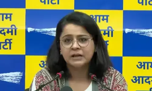 AAP प्रवक्ता प्रियंका कक्कड़ का तीखा हमला,  BJP और कांग्रेस को बताया चोर-चोर मौसेरे भाई