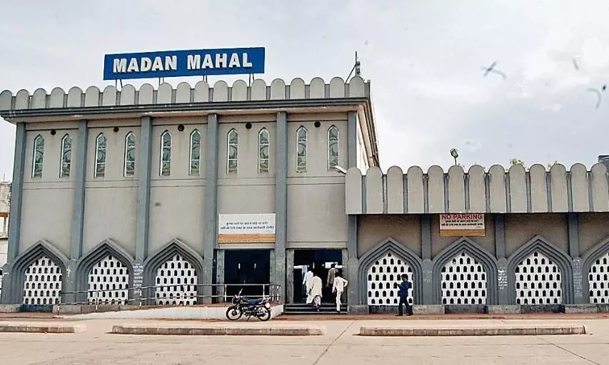 समर सीजन में यात्री संख्या बढ़ाने रेलवे ने ढूंढा नया फाॅर्मूला समर सीजन में यात्री संख्या बढ़ाने रेलवे ने ढूंढा नया फाॅर्मूला
