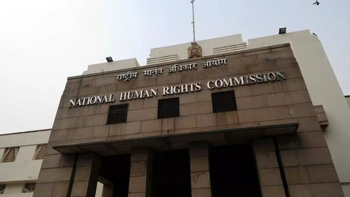 एनएचआरसी ने कैदियों को शैक्षिक पाठ्यक्रमो में आ रही दिक्कत का लिया संज्ञान एनएचआरसी ने कैदियों को शैक्षिक पाठ्यक्रमो में आ रही दिक्कत का लिया संज्ञान