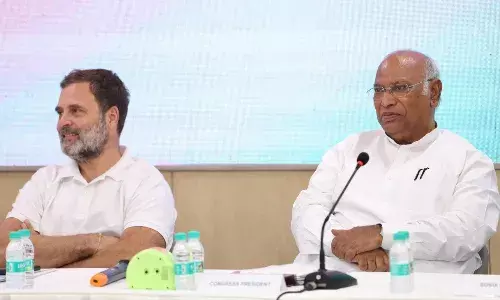कांग्रेस की CWC बैठक खत्म, सोनिया-राहुल और मल्लिकार्जुन खरगे रहे मौजूद, पहलगाम हमले को लेकर हुई चर्चा कांग्रेस की CWC बैठक खत्म, सोनिया-राहुल और मल्लिकार्जुन खरगे रहे मौजूद, पहलगाम हमले को लेकर हुई चर्चा
