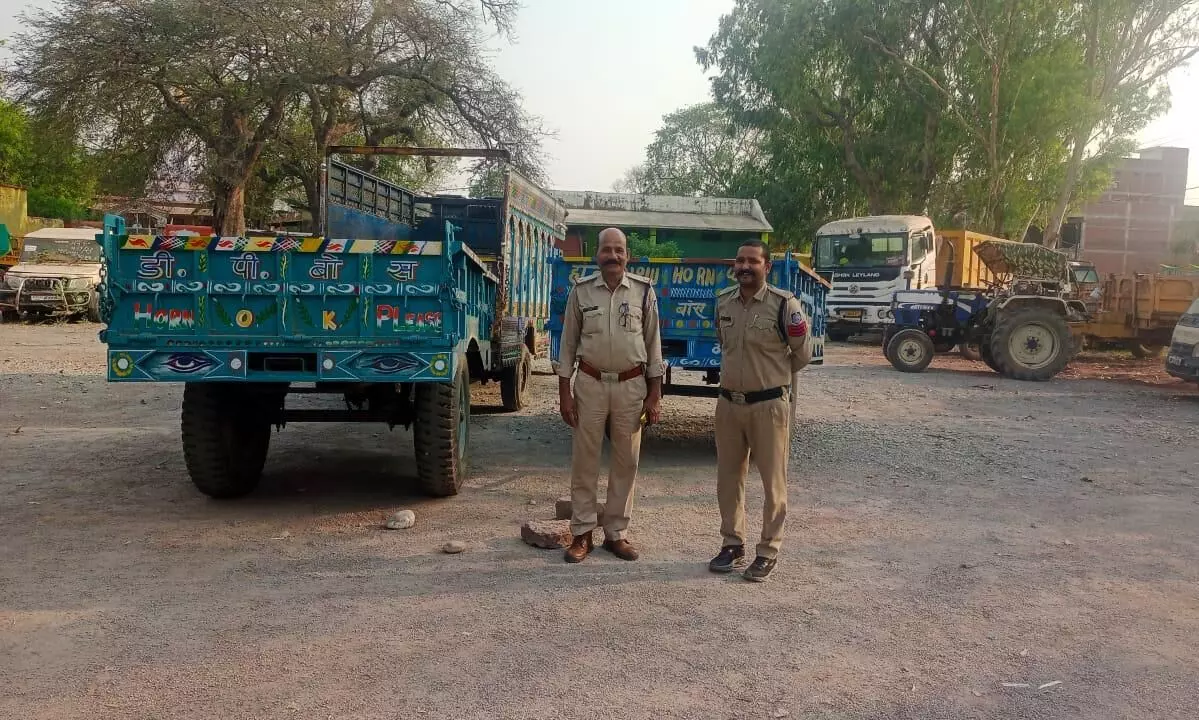 अमानगंज पुलिस ने ट्राली चोर गिरोह का किया पर्दाफाश, दो ट्रॉली बरामद, एक आरोपी गिरफ्तार अमानगंज पुलिस ने ट्राली चोर गिरोह का किया पर्दाफाश, दो ट्रॉली बरामद, एक आरोपी गिरफ्तार