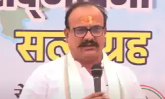 महायुति सरकार ने 100 दिन में सिर्फ आका अन खोके शब्द दिए महायुति सरकार ने 100 दिन में सिर्फ आका अन खोके शब्द दिए