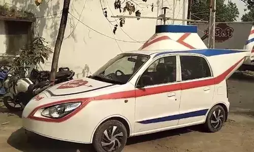 प्रतापगढ़ में हेलीकॉप्टर मॉडिफाइड कार को किया गया जब्त, देखकर पुलिसवाले ने काटा चालान, जानकर उड़ गए सबके होश