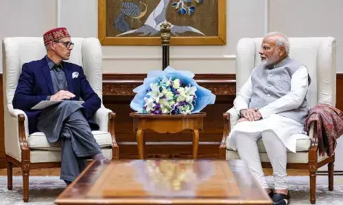 सीएम उमर अब्दुल्ला ने पीएम मोदी से की मुलाकात, पहलगाम आतंकी हमले को लेकर पैदा हुए हालात पर हुई चर्चा