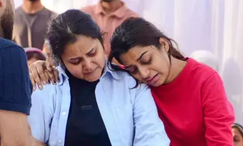 शुभम द्विवेदी के मरने से पहले कैसे थे आखिरी के चंद पल? मृतक की पत्नी ने सुनाई आतंकियों के हैवानिया की दास्तां शुभम द्विवेदी के मरने से पहले कैसे थे आखिरी के चंद पल? मृतक की पत्नी ने सुनाई आतंकियों के हैवानिया की दास्तां