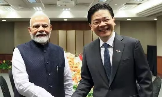 पीएम मोदी ने चुनाव में जीत पर लॉरेंस वोंग को बधाई दी पीएम मोदी ने चुनाव में जीत पर लॉरेंस वोंग को बधाई दी