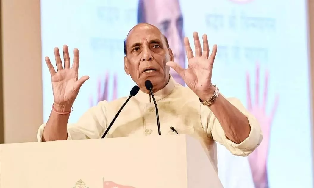 पाकिस्तान में बैठे आतंकवादियों के लिए रक्षा मंत्री राजनाथ सिंह के पास क्या है प्लान? खुलकर रखी अपनी बात पाकिस्तान में बैठे आतंकवादियों के लिए रक्षा मंत्री राजनाथ सिंह के पास क्या है प्लान? खुलकर रखी अपनी बात