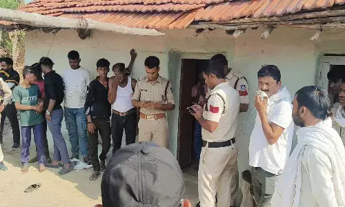 बड़े भाई ने धड़ से अलग कर दी छोटे भाई की गर्दन बड़े भाई ने धड़ से अलग कर दी छोटे भाई की गर्दन