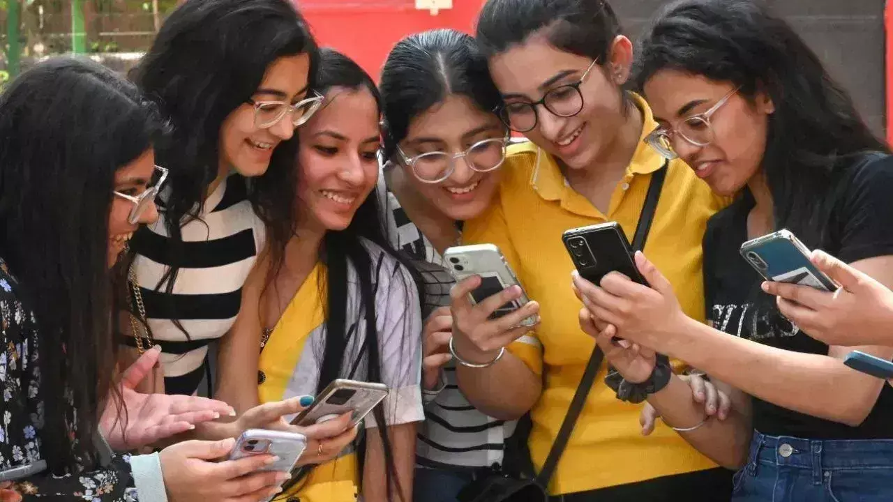 महाराष्ट्र बोर्ड के 12वीं का परिणाम घोषित, नाशिक संभाग का परिणाम 91.31 %