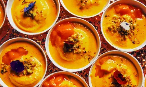 मदर्स डे पर मां को देना चाहते हैं सरप्राइज, तो बनाएं कुछ डिफरेंट, ये मिठाई शायद ही कभी खाई होगी मदर्स डे पर मां को देना चाहते हैं सरप्राइज, तो बनाएं कुछ डिफरेंट, ये मिठाई शायद ही कभी खाई होगी