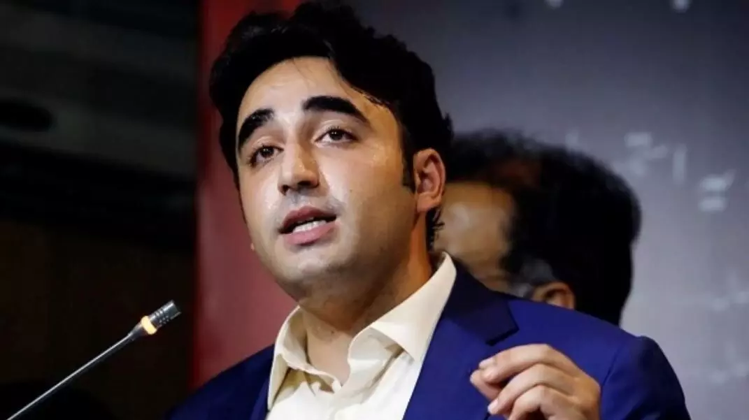 सिंधु में खून बहाने वाले बयान से पलटे बिलावल भुट्टो, अब मदद के लिए फैलाए हाथ सिंधु में खून बहाने वाले बयान से पलटे बिलावल भुट्टो, अब मदद के लिए फैलाए हाथ