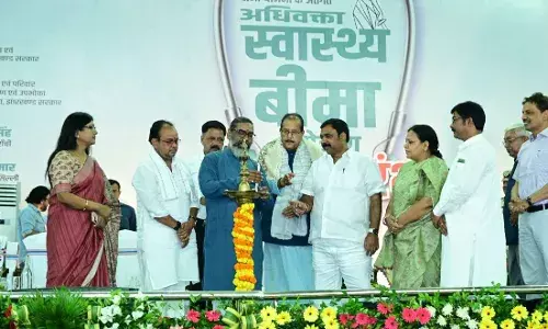 CM हेमंत सोरेन अधिवक्ताओं के लिए स्वास्थ्य बीमा योजना के शुभारंभ कार्यक्रम में मुख्य अतिथि के रूप में हुए शामिल