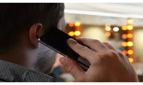 अदालत ने कहा - केवल फोन कॉल अपराध में शामिल होने का सबूत नहीं हो सकता