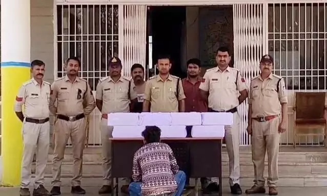शाहनगर पुलिस ने आरोपी के कब्जे से जप्त की ६३ लीटर अवैध शराब शाहनगर पुलिस ने आरोपी के कब्जे से जप्त की ६३ लीटर अवैध शराब