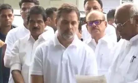सरकार और सेना को हमारा पूरा समर्थन..., ऑपरेशन सिंदूर पर बोले खड़गे और राहुल गांधी, कल होनी वाली सर्वदलीय बैठक पर कही ये बात सरकार और सेना को हमारा पूरा समर्थन..., ऑपरेशन सिंदूर पर बोले खड़गे और राहुल गांधी, कल होनी वाली सर्वदलीय बैठक पर कही ये बात