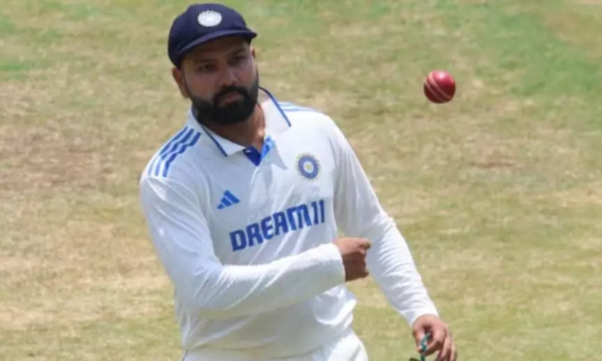 रोहित शर्मा ने टेस्ट से लिया संन्यास, टी-20 को पहले ही कह चुके अलविदा, अब केवल वनडे में खेलते दिखेंगे रोहित शर्मा ने टेस्ट से लिया संन्यास, टी-20 को पहले ही कह चुके अलविदा, अब केवल वनडे में खेलते दिखेंगे
