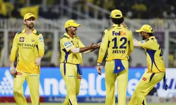 चेन्नई सुपर किंग्स की रोमांचक जीत, KKR को 2 विकेट से हराया, धोनी की कप्तानी का जलवा बरकरार चेन्नई सुपर किंग्स की रोमांचक जीत, KKR को 2 विकेट से हराया, धोनी की कप्तानी का जलवा बरकरार