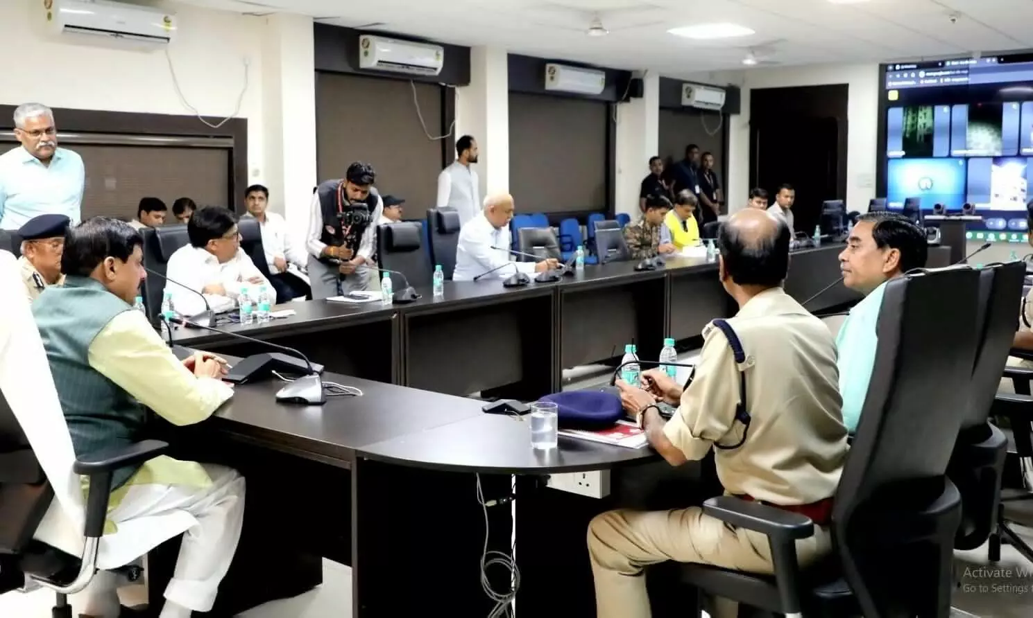 नागरिकों की सुरक्षा प्राथमिकता है, प्रदेश में सफलतापूर्वक हुआ मॉक ड्रिल और ब्लैक आउट का पूर्वाभ्यास- मुख्यमंत्री डॉ. मोहन यादव नागरिकों की सुरक्षा प्राथमिकता है, प्रदेश में सफलतापूर्वक हुआ मॉक ड्रिल और ब्लैक आउट का पूर्वाभ्यास- मुख्यमंत्री डॉ. मोहन यादव